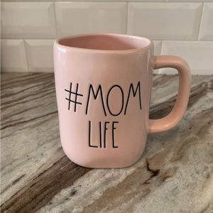 Rae Dunn Mug #Mom Life